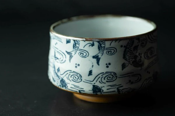 Carp in Waves Pattern Matcha Bowl in Wooden Gift Box - Image 7