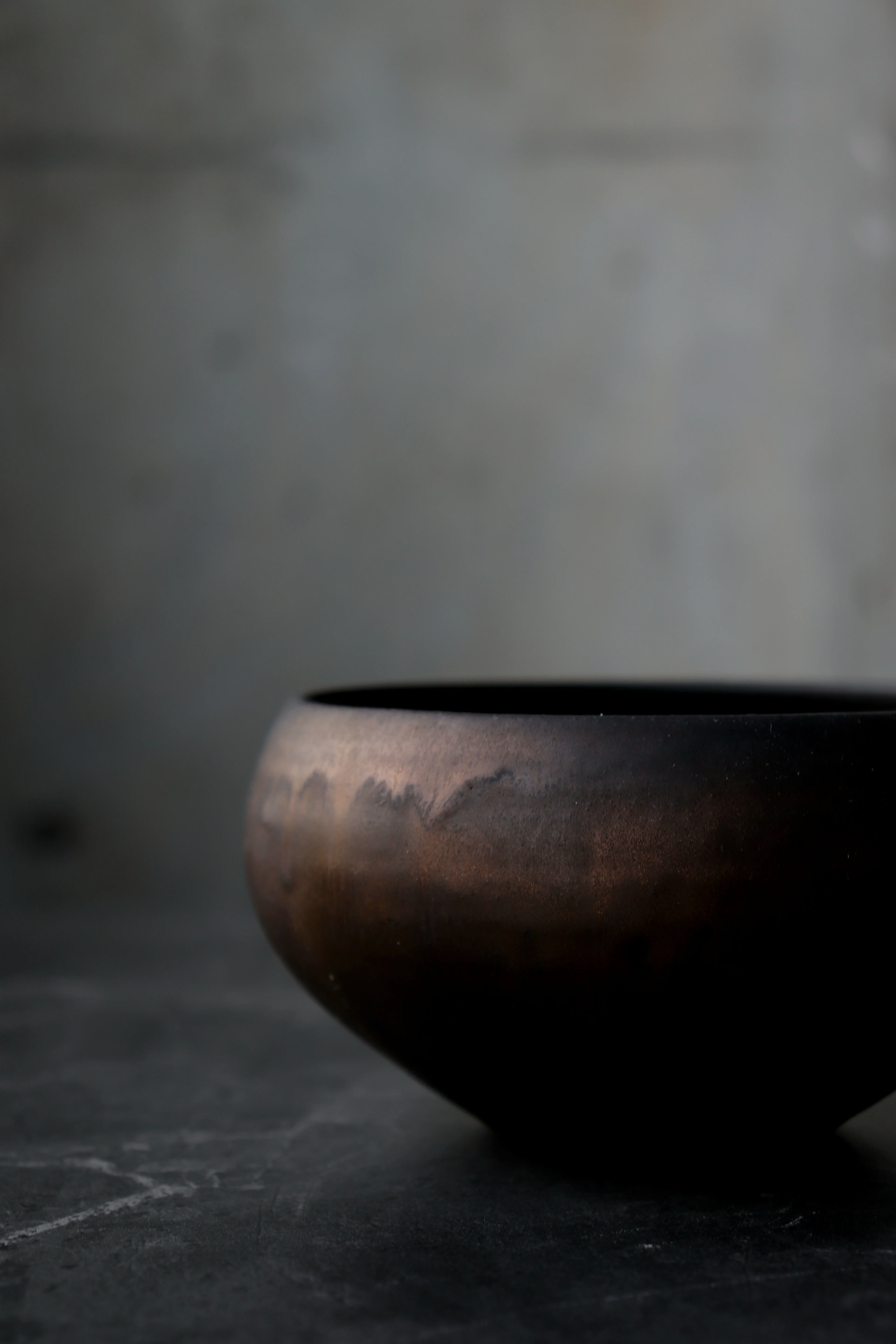 Emui: Handmade Bronzed Matcha Bowl - Image 2