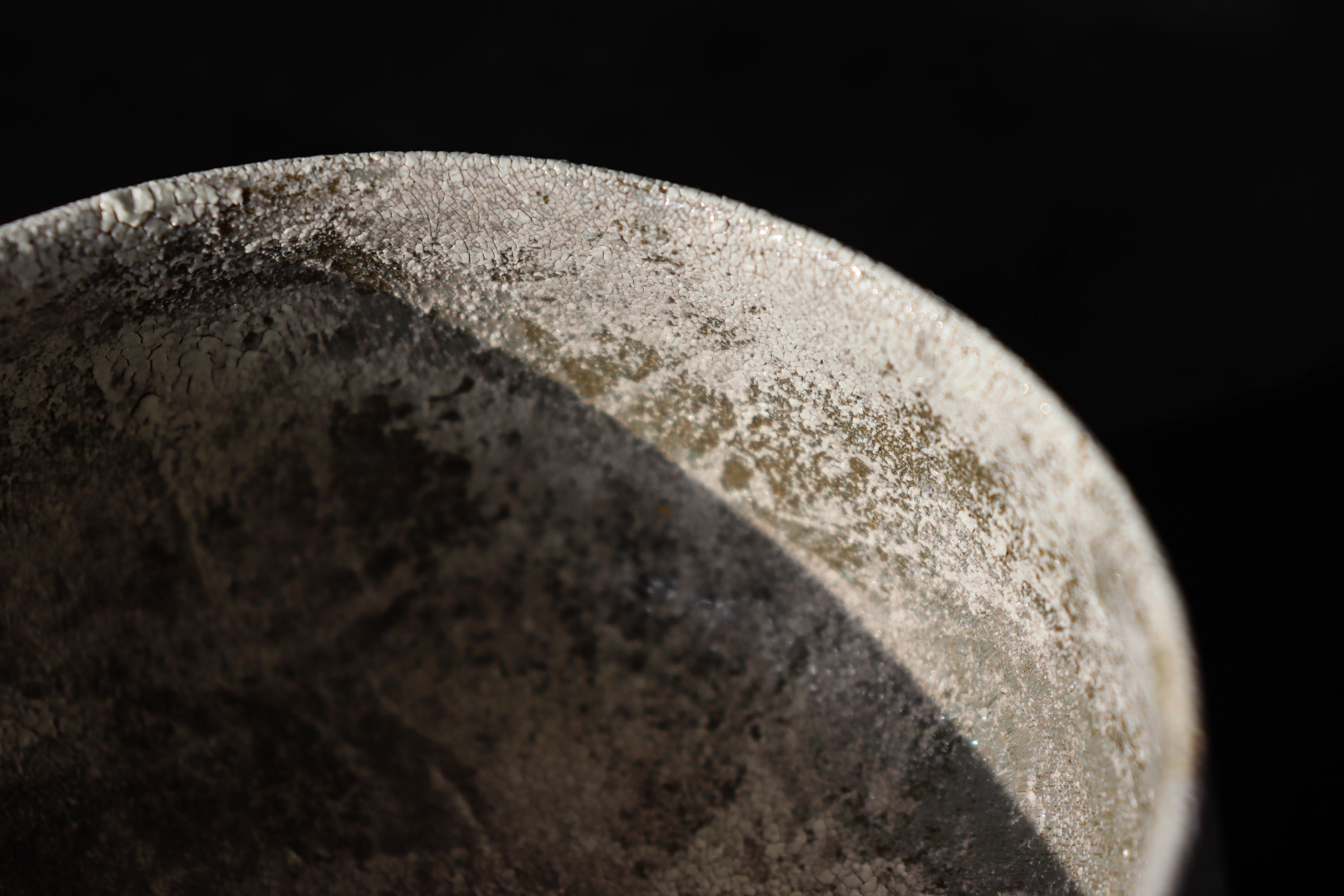 Emui: Handmade Matcha Bowl Kasumi-ishi 霞石 (Miststone)  [Available upon request] - Image 3