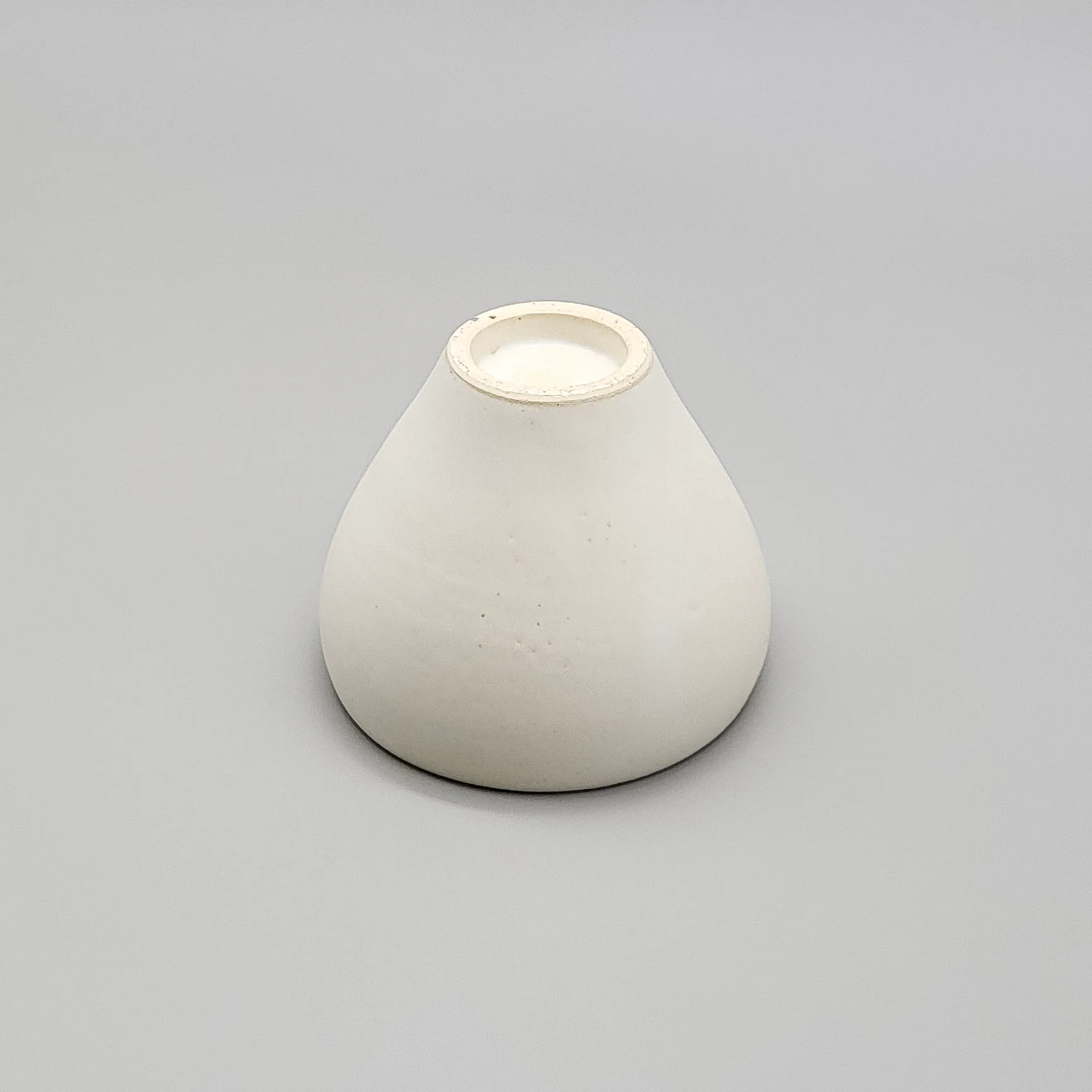 Emui × YUNOMI / HAKU(Handmade Ceramic / 桐箱入りユノミオリジナル) - Image 2