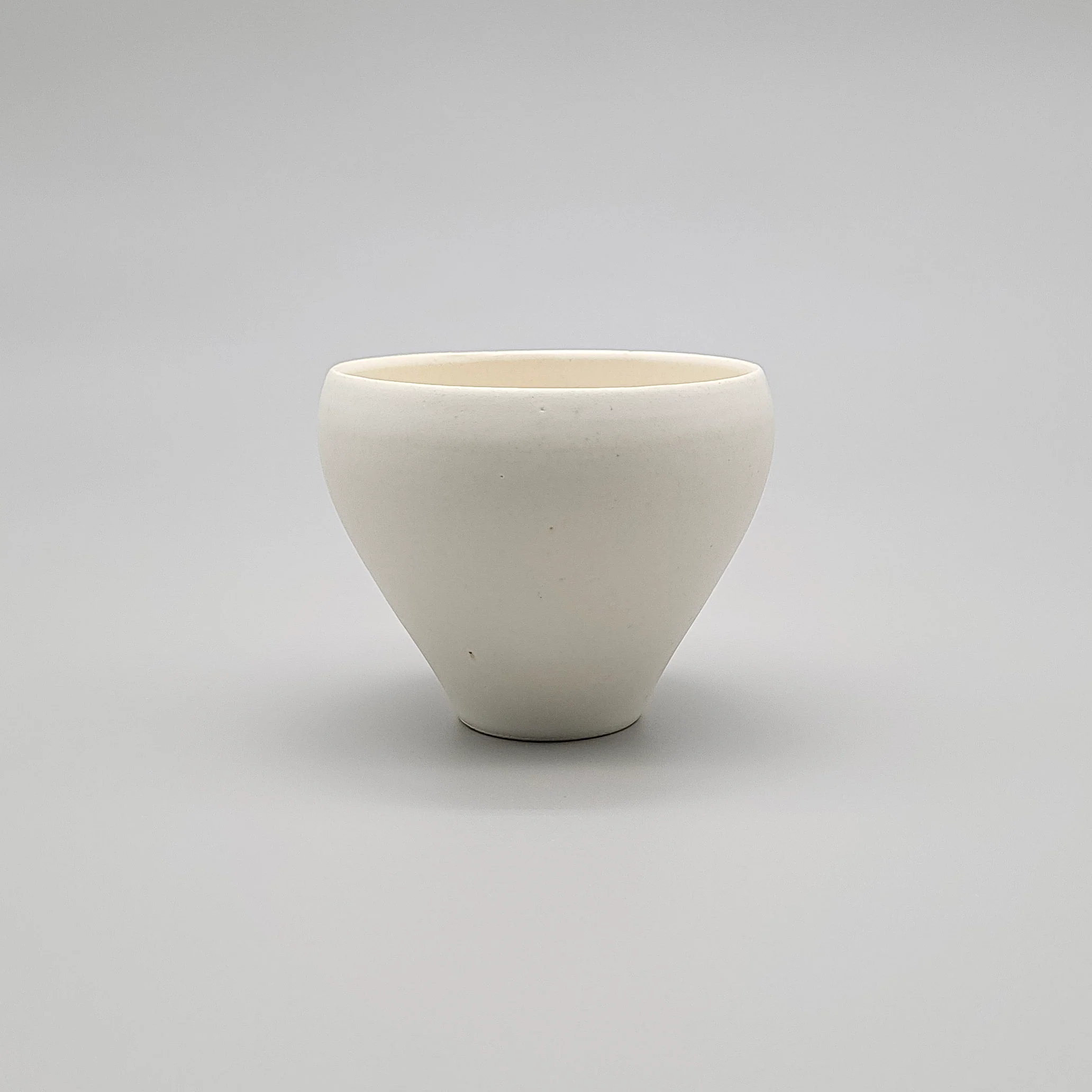 Emui × YUNOMI / HAKU(Handmade Ceramic / 桐箱入りユノミオリジナル) - Image 6
