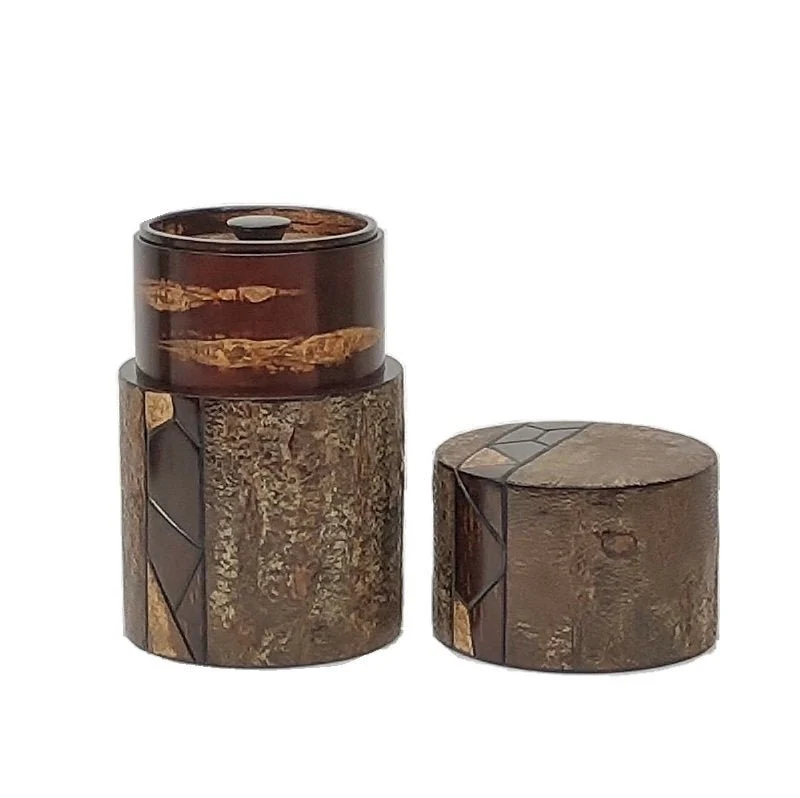 Fujiki Denshiro: Frosted Oyamazakura Bark Chazutsu (Vertical Stripe) by Arakawa Keitaro 総皮茶筒 大山桜 霜降皮 縦(荒川慶太郎 作) - Image 2
