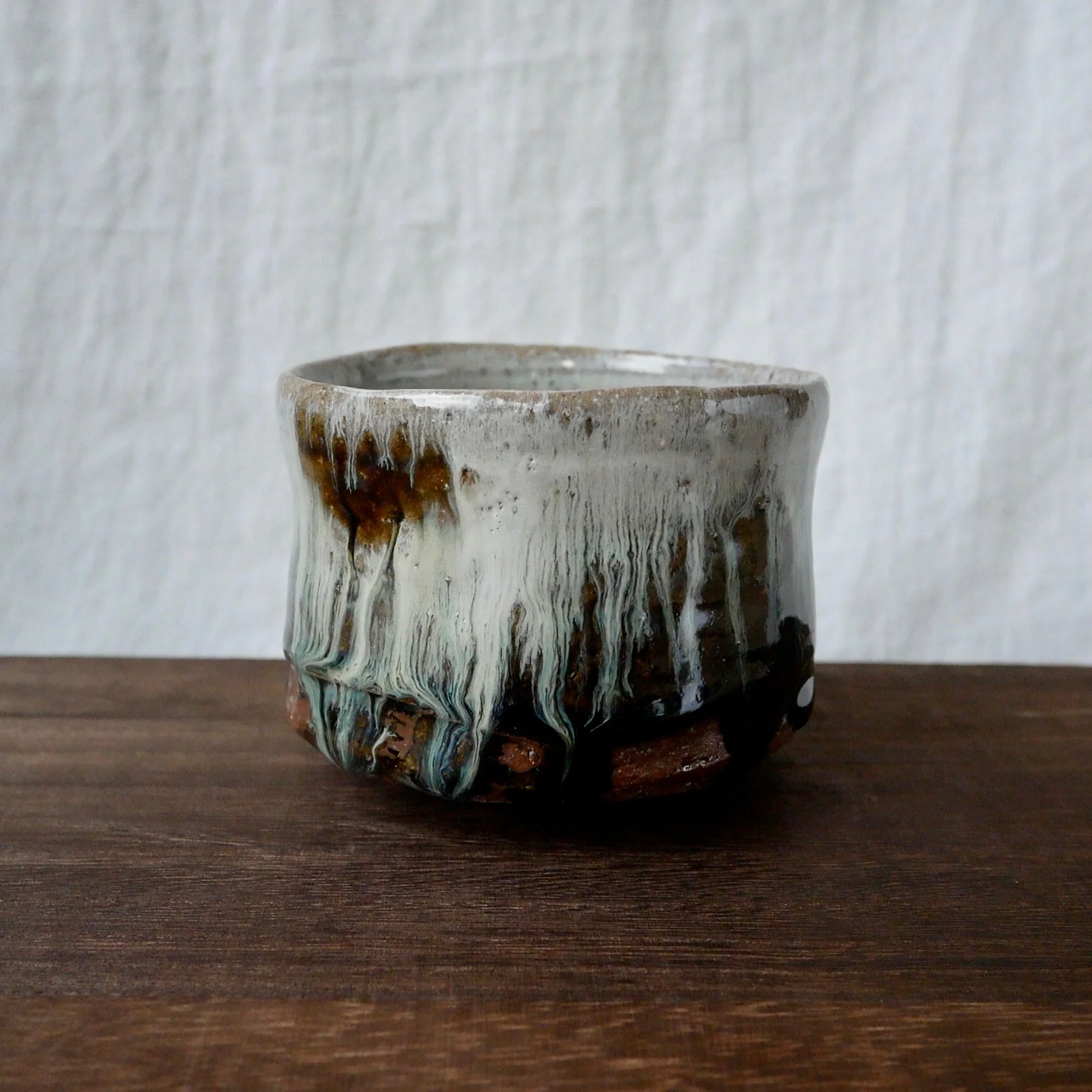 Gotanbayashi Kama: Karatsuyaki Matcha Bowl with Gift Box - Image 3