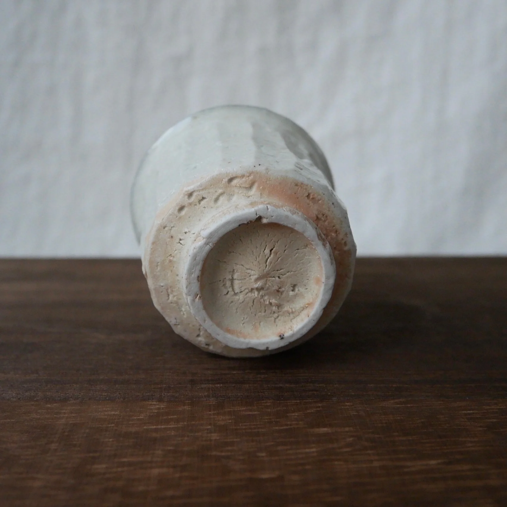 Gotanbayashi Kama: Karatsuyaki Porcelain Yunomi Cup - Image 2