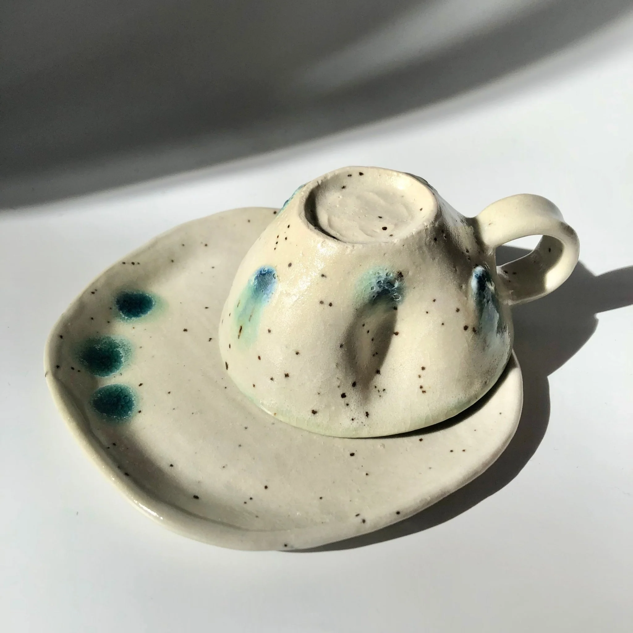 Hiroshi Hirai: Heart Shaped Cup & Saucer Set, Green Accents - Image 3