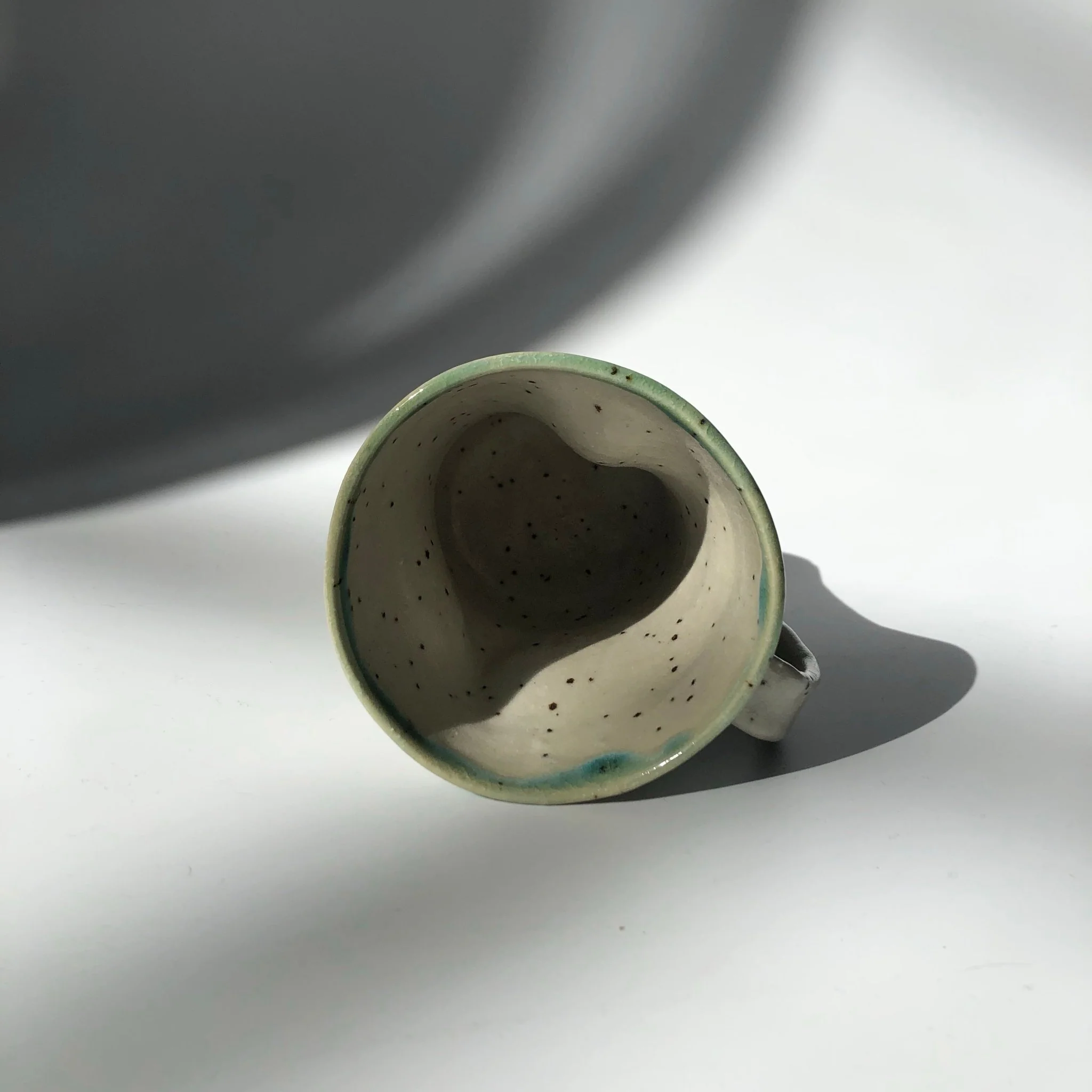 Hiroshi Hirai: Heart Shaped Mug Cup, Green Accents - Image 3