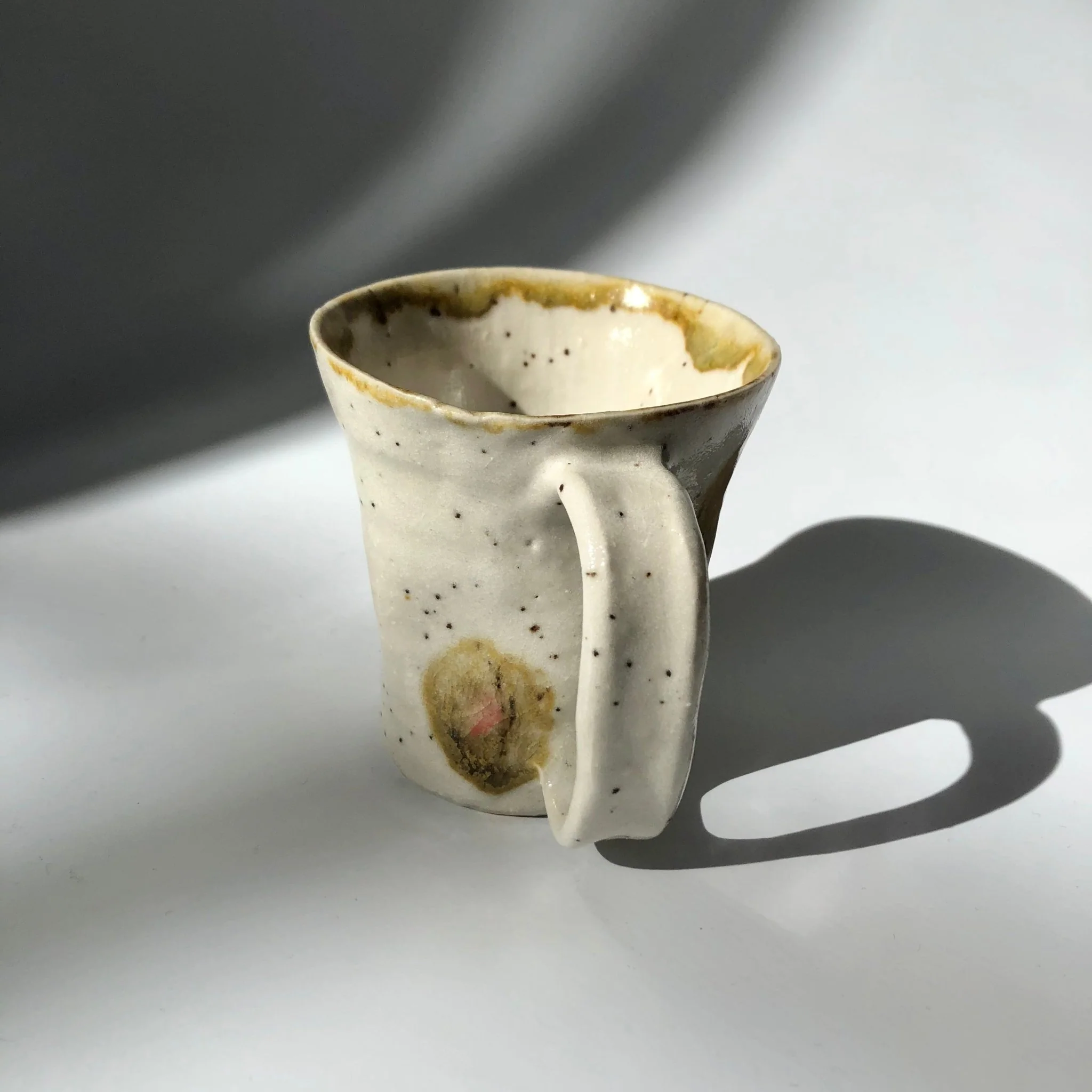 Hiroshi Hirai: Heart Shaped Mug Cup, Yellow Accents - Image 6