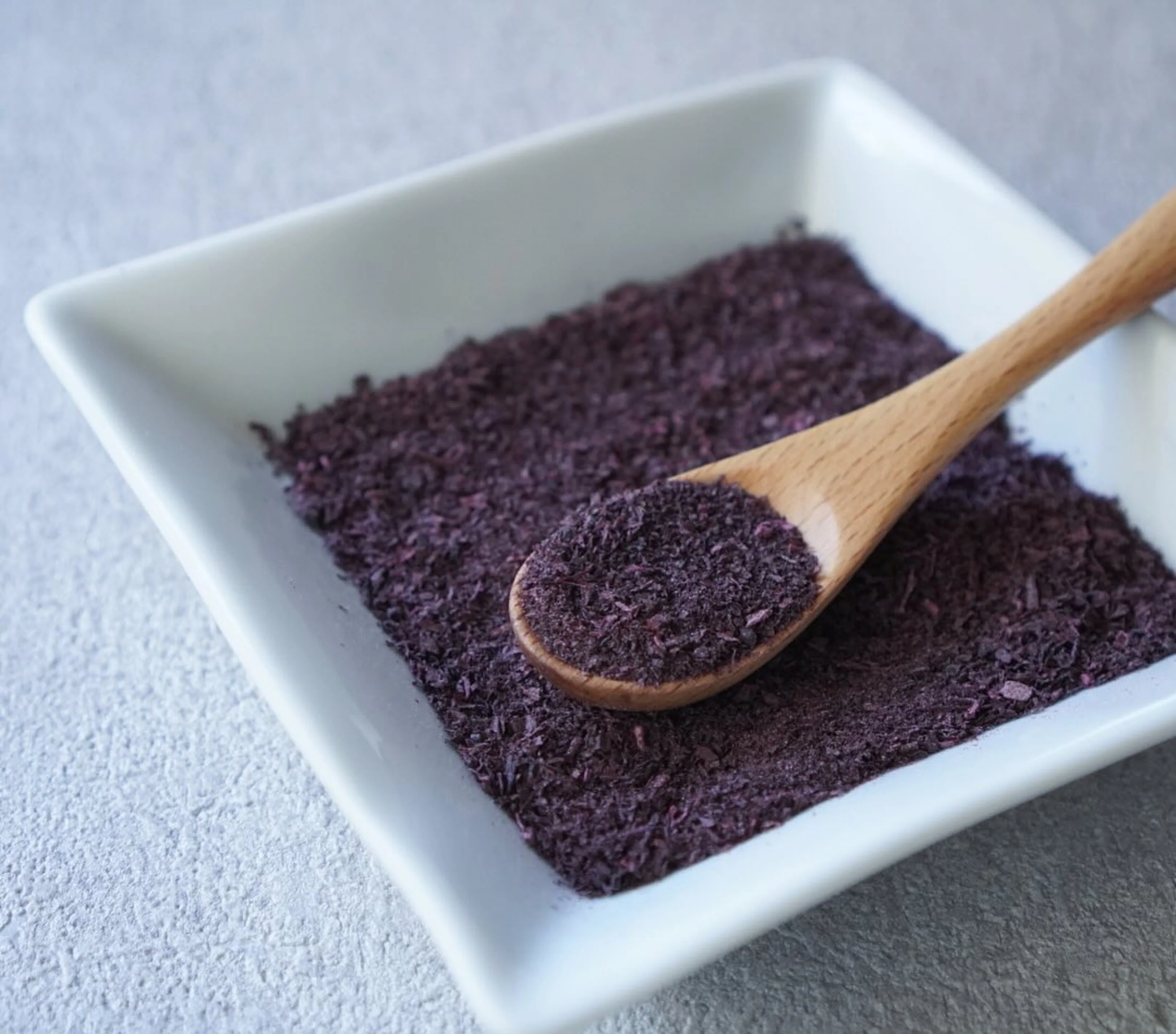 Iijima Seitarou Shoten KN004: Yukari - Sundried, salt-pickled shiso leaves ゆかり - Image 2