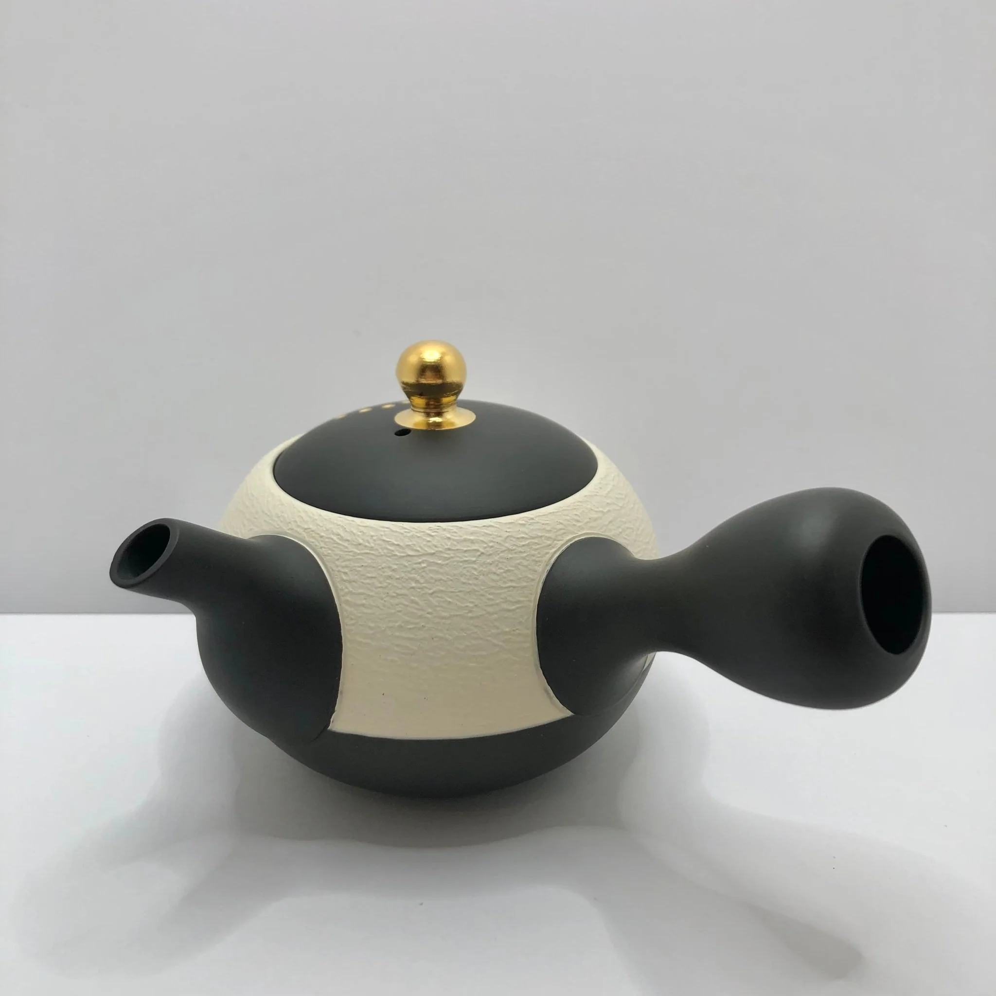 Shouhou Kiln: Tokoname Kyusu Golden Autumn Leaves 200 ml 金彩紅葉桜/昭萠 - Image 3