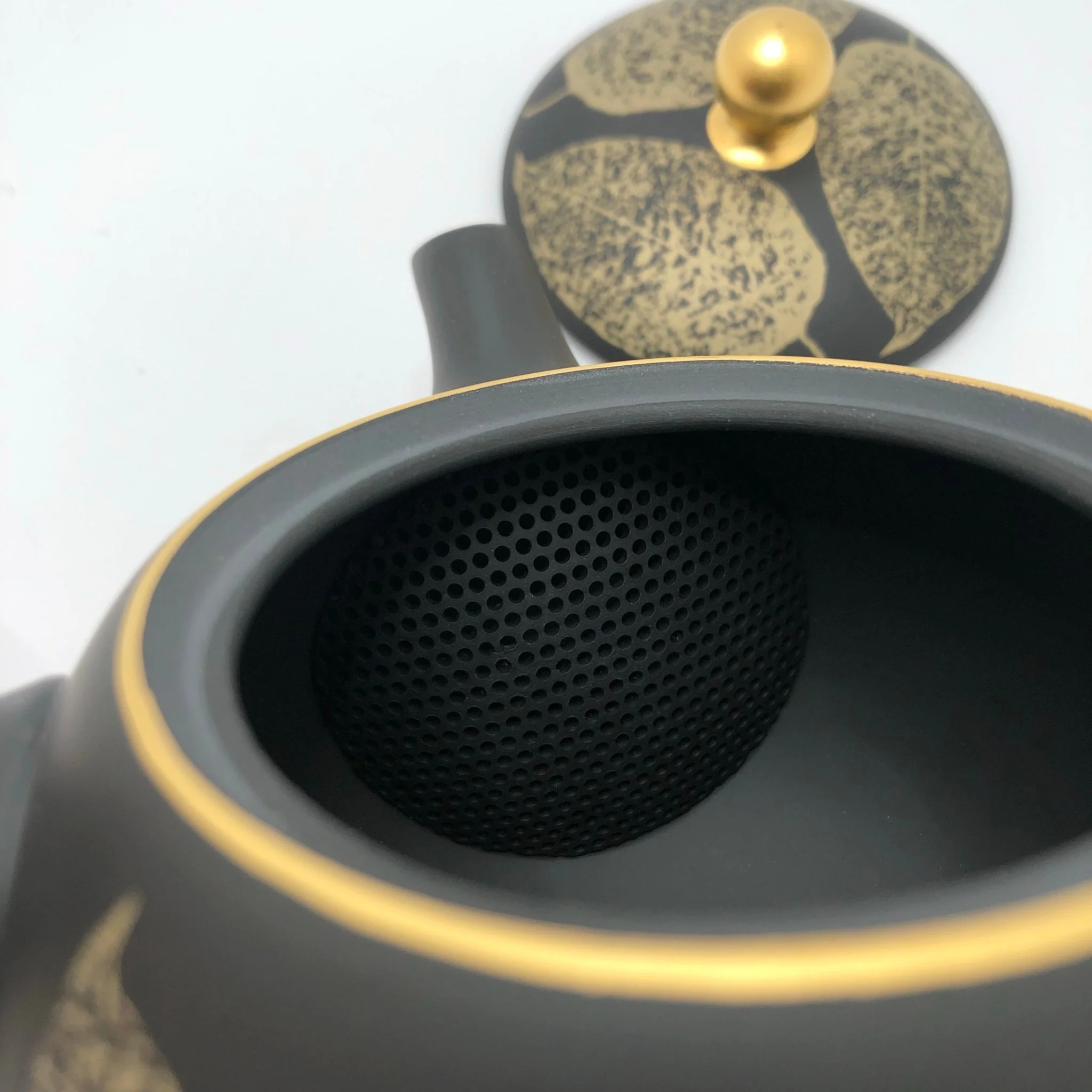 Shouhou Kiln: Tokoname Kyusu Golden Leaves 200 ml 金彩木の葉 - Image 5