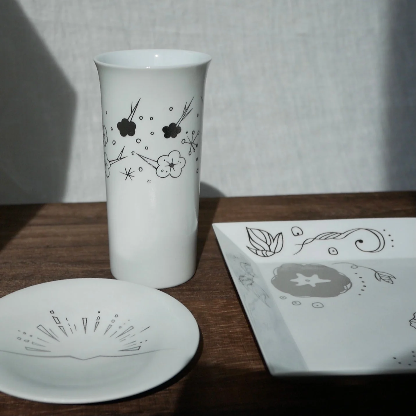 Kamigata Ryugi: Haiku Series Plate Set, Silver - Image 3