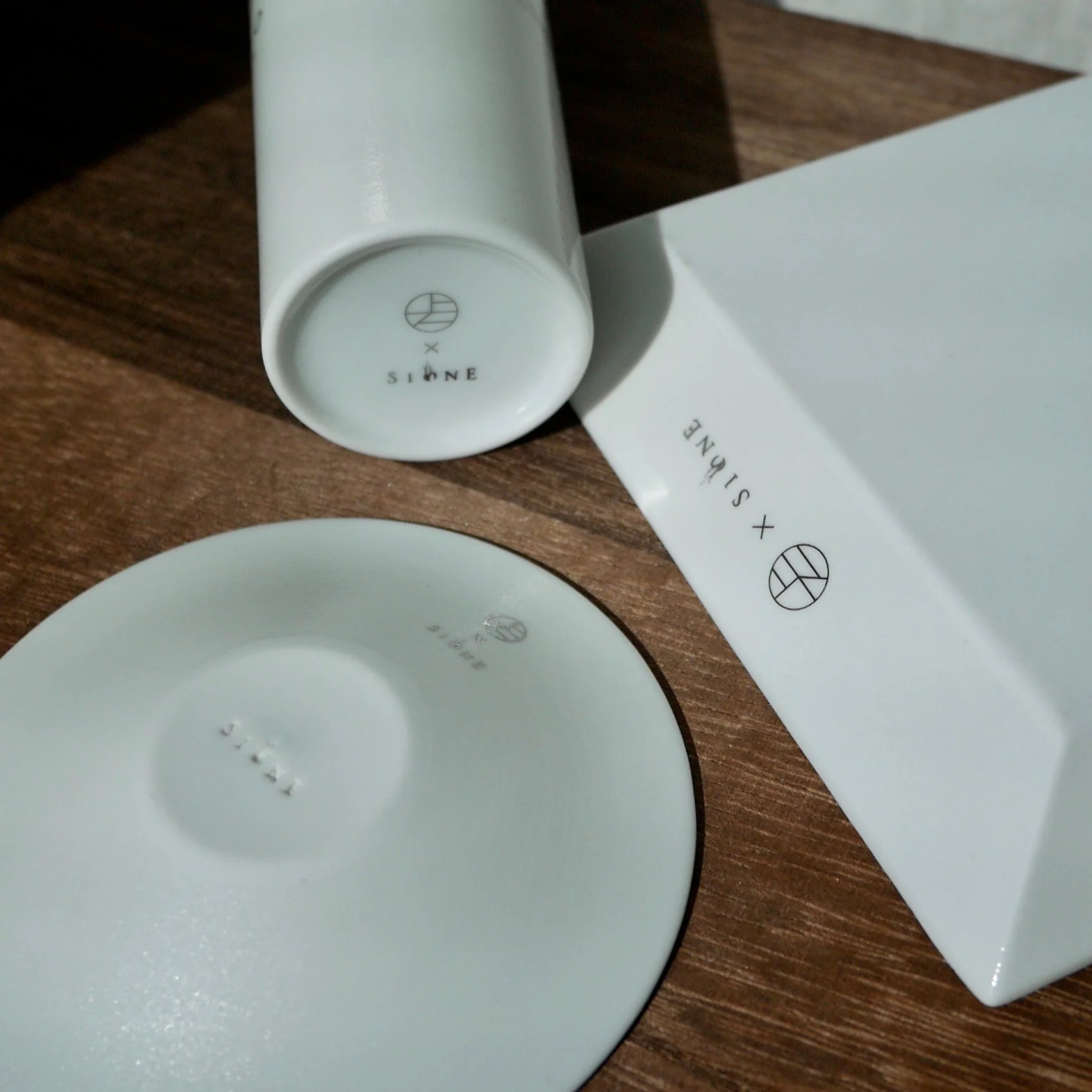 Kamigata Ryugi: Haiku Series Plate Set, Silver - Image 4