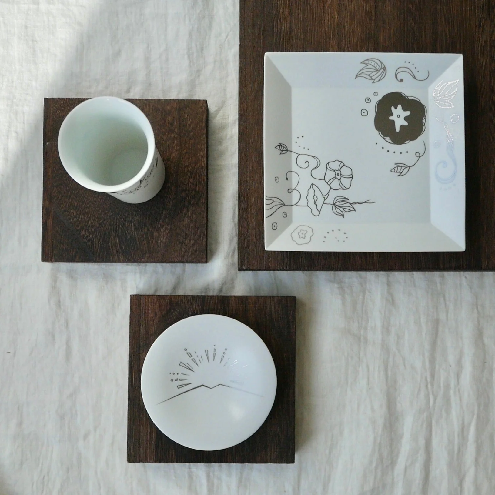 Kamigata Ryugi: Haiku Series Plate Set, Silver - Image 5