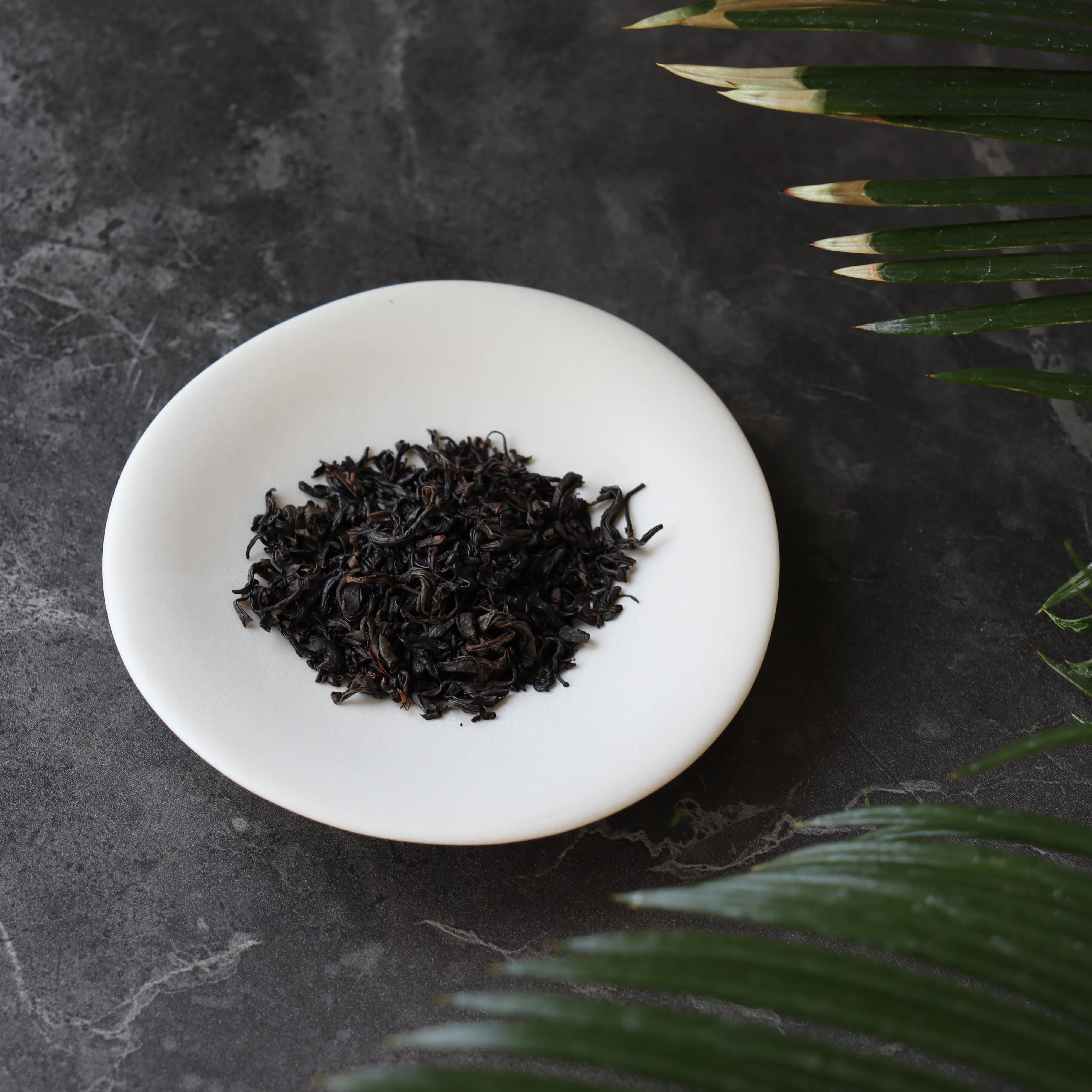 #0366.S5 Kaneroku Matsumoto Tea Garden: Fig Wood Smoked Black Tea ē»č£½ē“
č¶ ē”č±ę - Image 3
