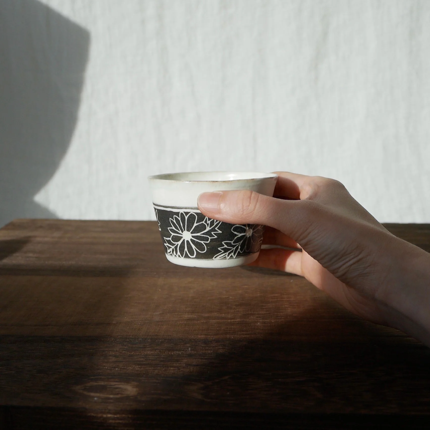 Kaoli Nakamura: Daisy cup - Image 2