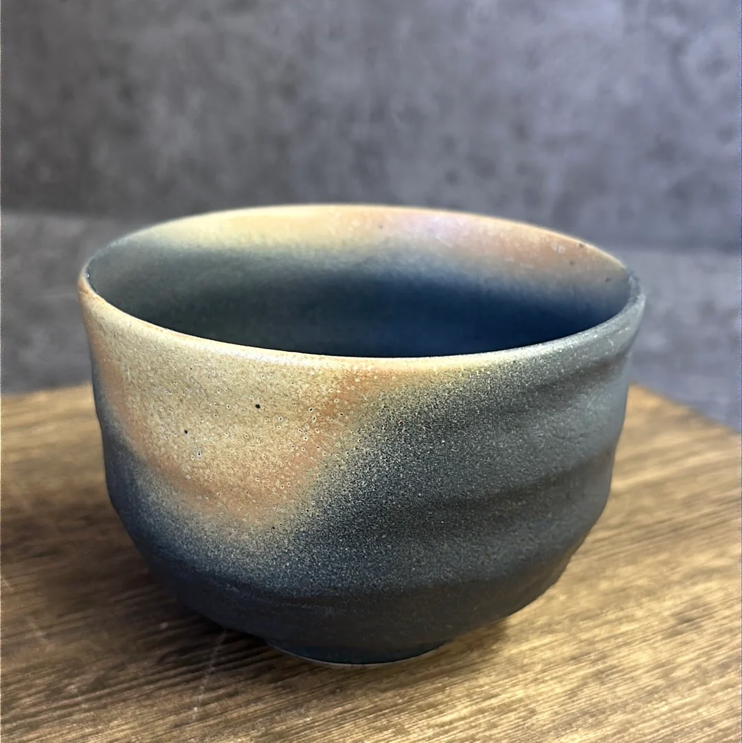 Kizoku Club: Black Bizen-yaki Mini Matcha Bowl - Image 10