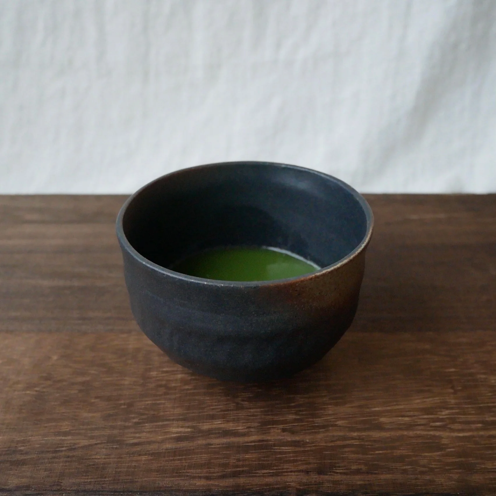 Kizoku Club: Black Bizen-yaki Mini Matcha Bowl - Image 3