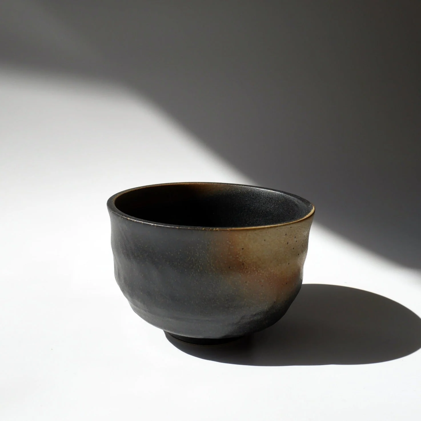 Kizoku Club: Black Bizen-yaki Mini Matcha Bowl - Image 4