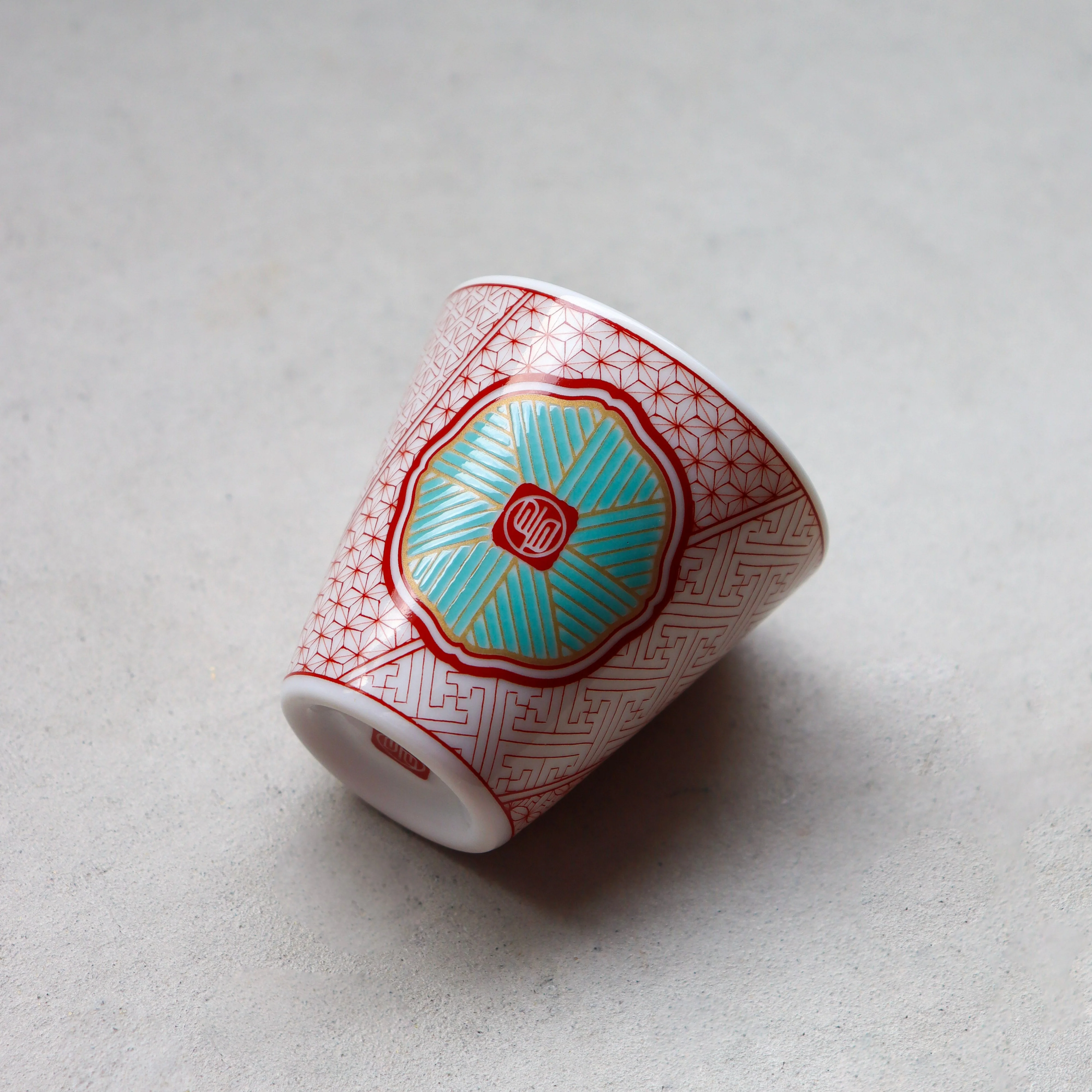 Kutaniyaki Porcelain Tea Tasting Cup - MEGUMI (Engi Choko 縁起ちょこ) - Image 4