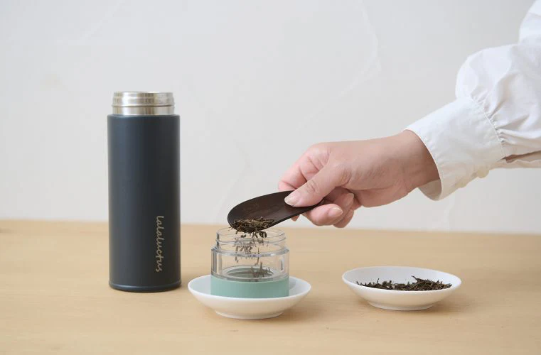 Lalaluctus Tea Bottle - Stainless Steel Tumbler with Tea Strainer - Dark Gray - 400 ml - Image 5