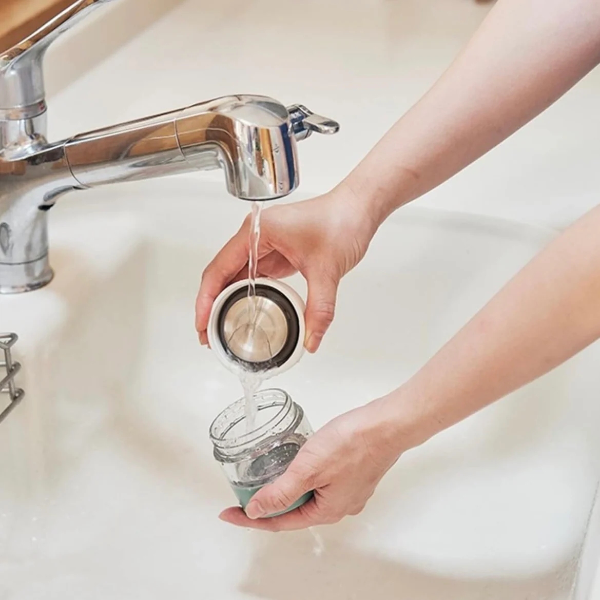 Lalaluctus Tea Bottle - Stainless Steel Tumbler with Tea Strainer - Cream White - 400 ml - Image 8