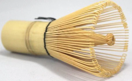 Basic Matcha Bamboo Whisk (Chasen) - 120-prong - Image 4