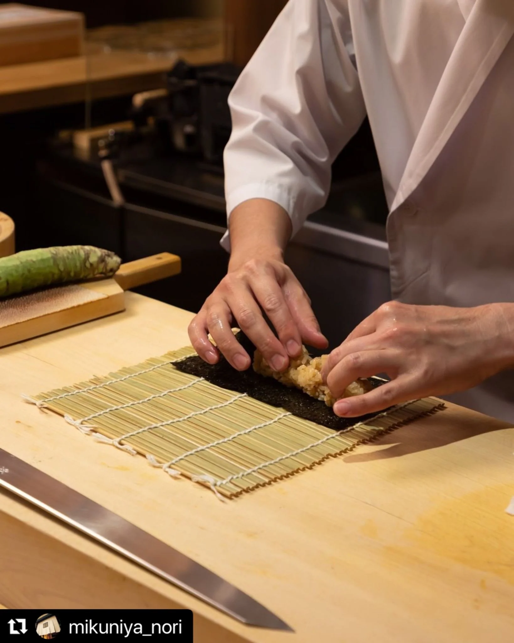 Mikuniya’s Yakinori Seaweed Half Size Sheet for Sushi - Imperial Grade 20 pcs - 焼寿司海苔 超特選 半切 - Image 5