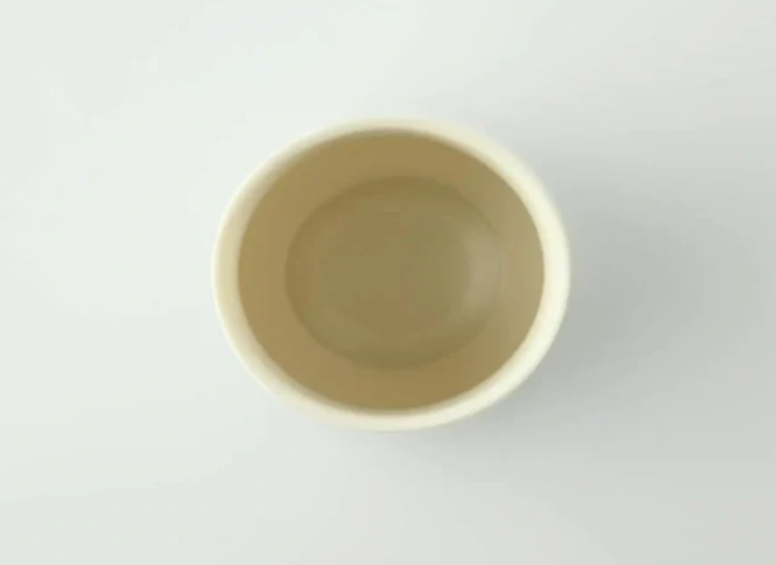 Miyama Minoyaki Oval Cup (Off White) ポット（クリームホワイト） - Image 2