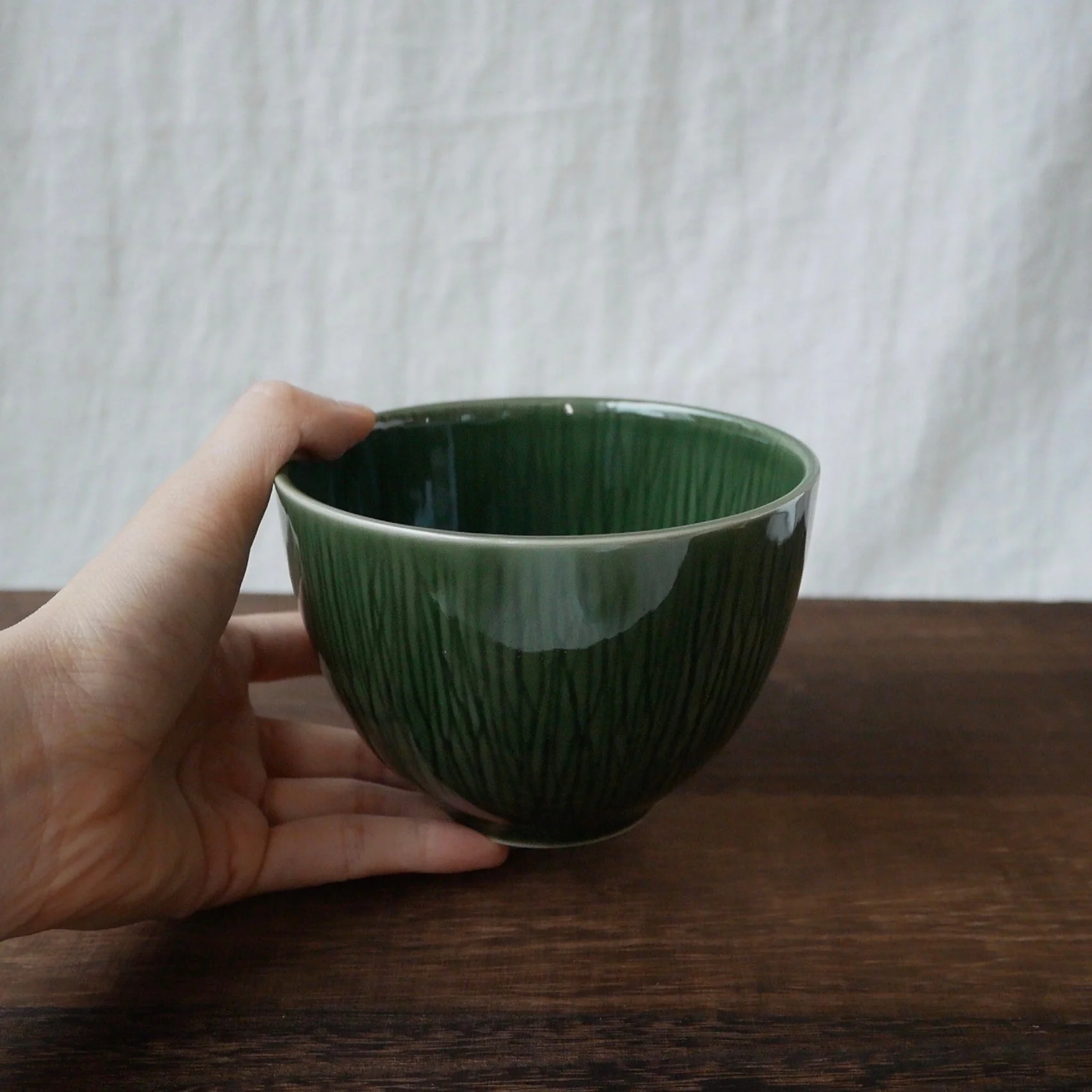 Yamani - Miyama Tableware: "Crease" Matcha Bowl Oribe Green - Image 3