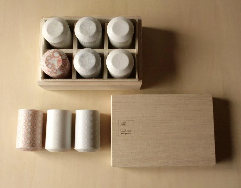 Yamani - Miyama Tableware: Sasasa Guinomi Shot Glass 6-Piece Set with Wooden Gift Box - Image 5