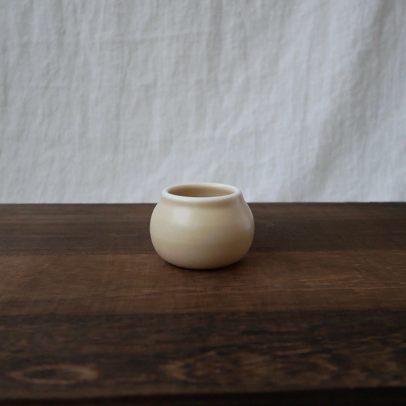 Origami Tea - Modern Whisk Stand, Beige 茶筅立てベージュ - Image 6