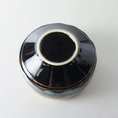 Saikai Ceramics: Hakuwan - Jatenmoku, Porcelain Matcha Bowl with Gift Box - Image 4
