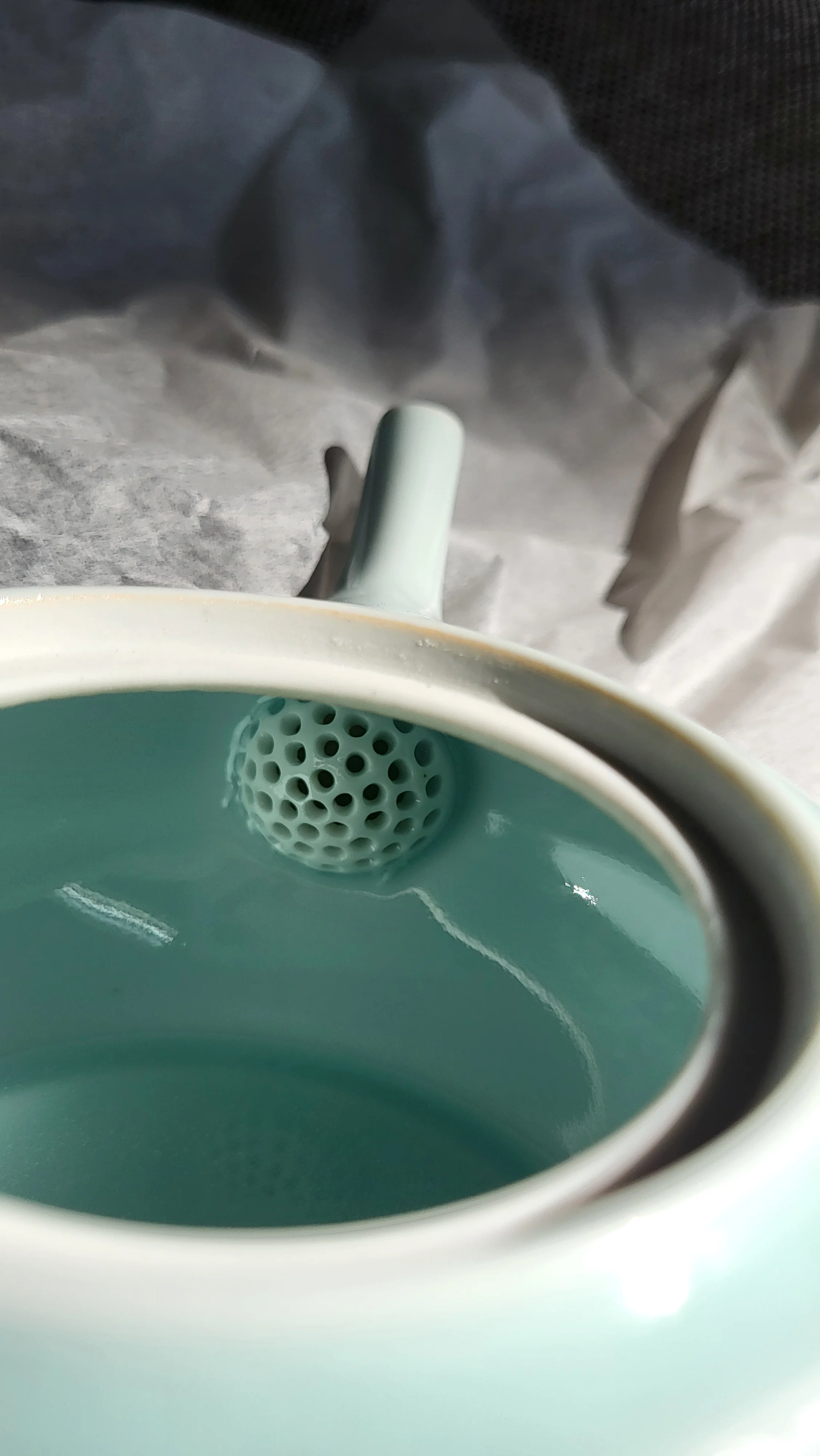 Saikai Ceramics: Hasamiyaki Blue Porcelain Kyusu Set - Tea Pot + Two Tea Cups - Image 6