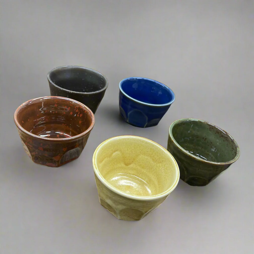 Seiangama: Carved Design Mino-yaki Guinomi Cup 5 Piece Set with Wooden Box εγδΊζ§γγεζ - Image 21