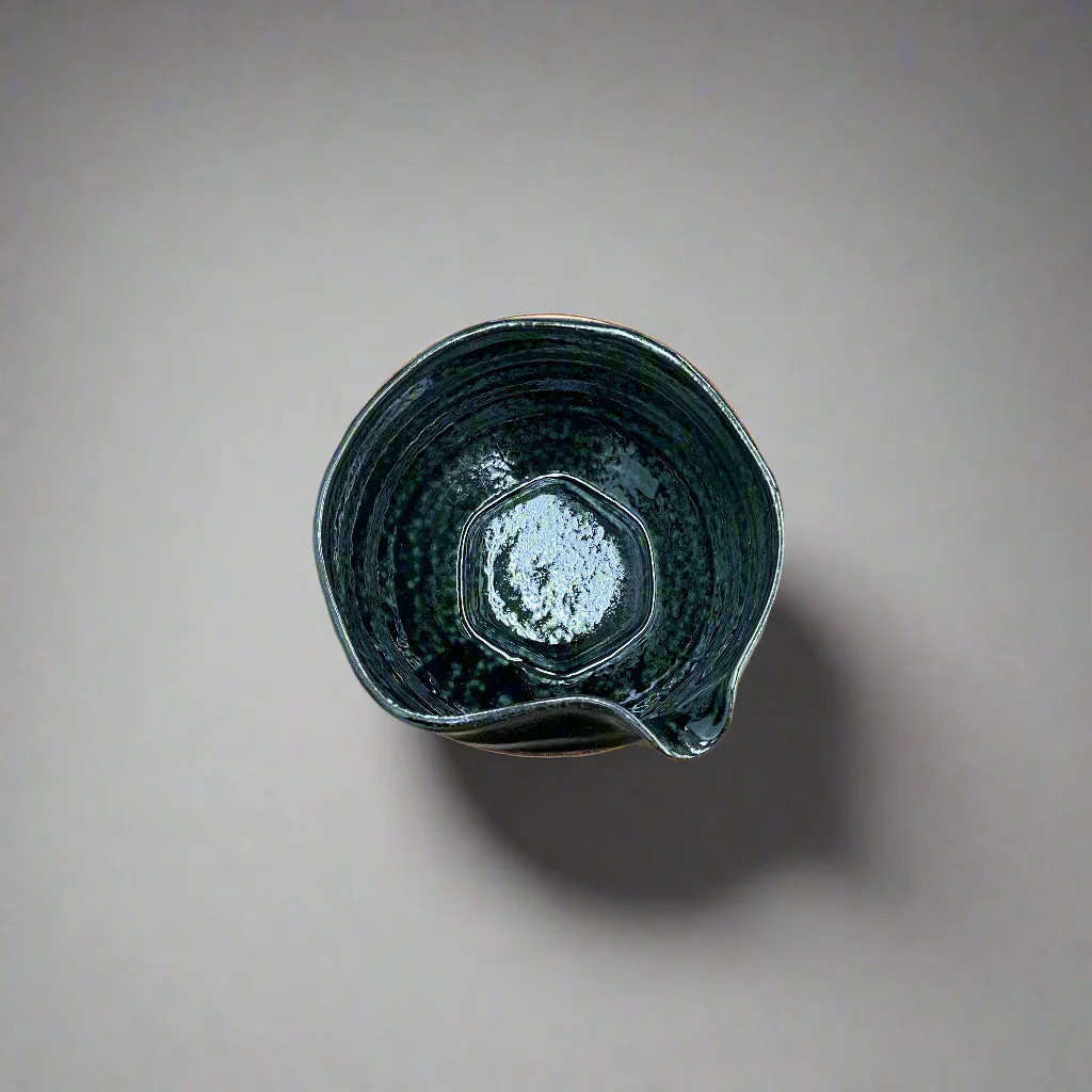 Seiangama: Hagi Irabo Matcha Bowl with Pouring Lip 萩イラボパーティー抹茶碗 - Image 2