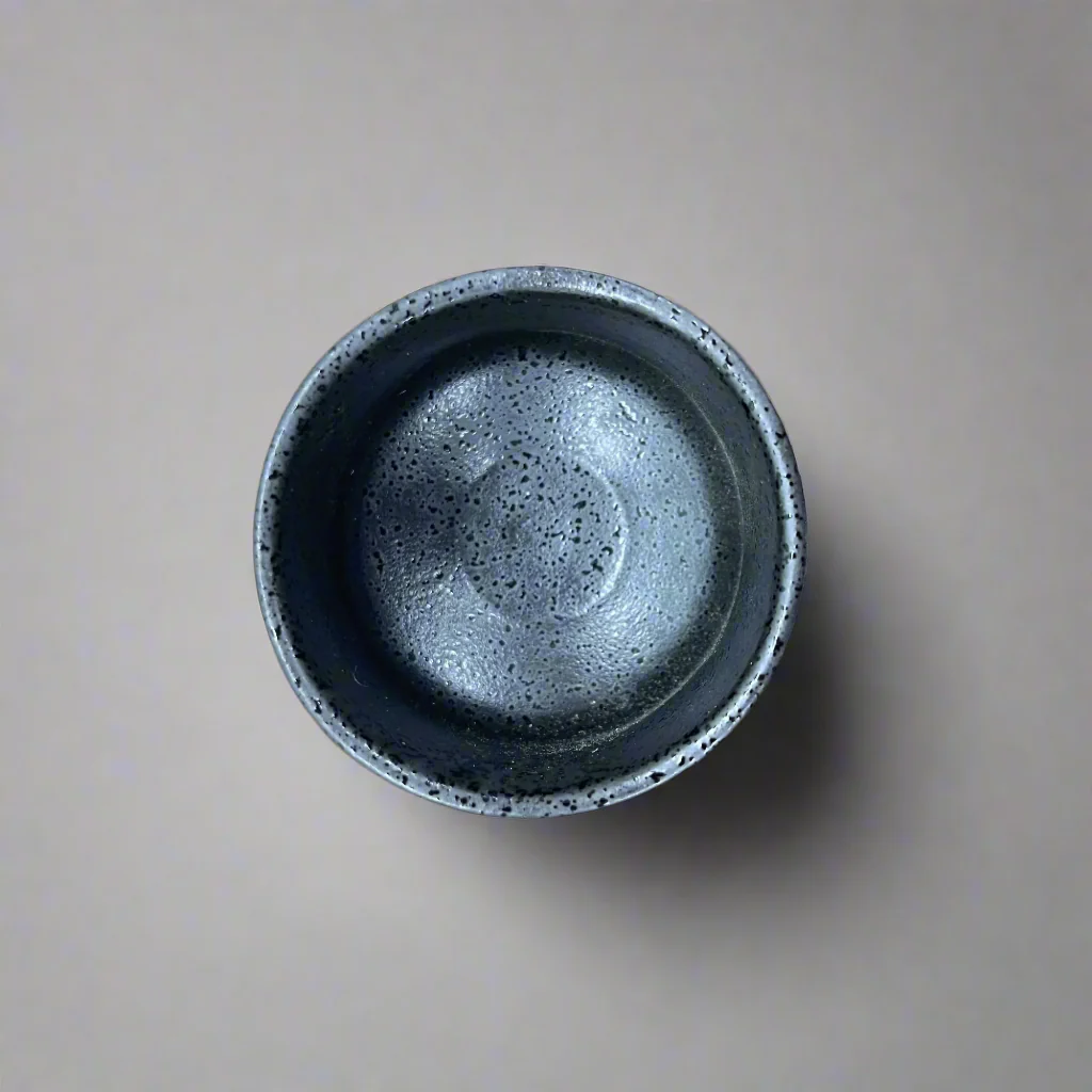 Seiangama: Handmade Mino-yaki Guinomi Cup 5 Piece Set with Wooden Box 手造り五様ぐい呑揃 - Image 6