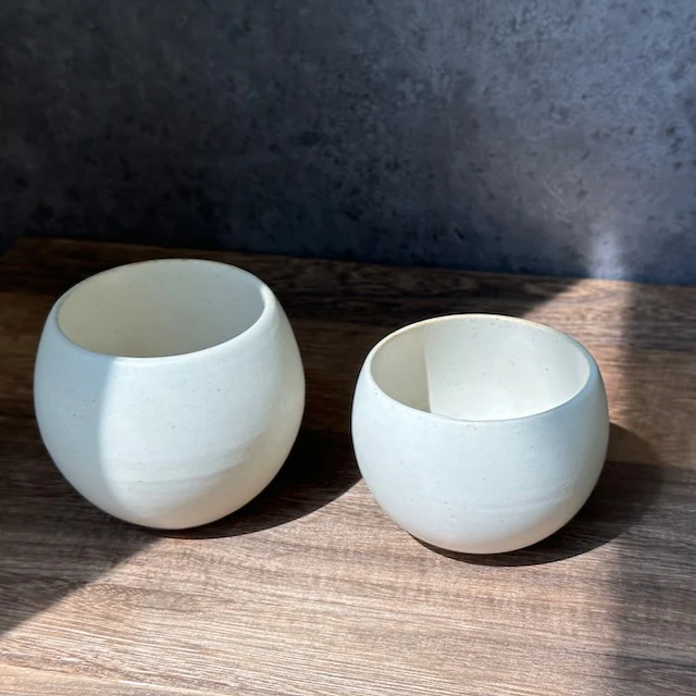 (2025 new arrival) SHIKIKA - Korokoro Round Yunomi Cup - White - Image 3