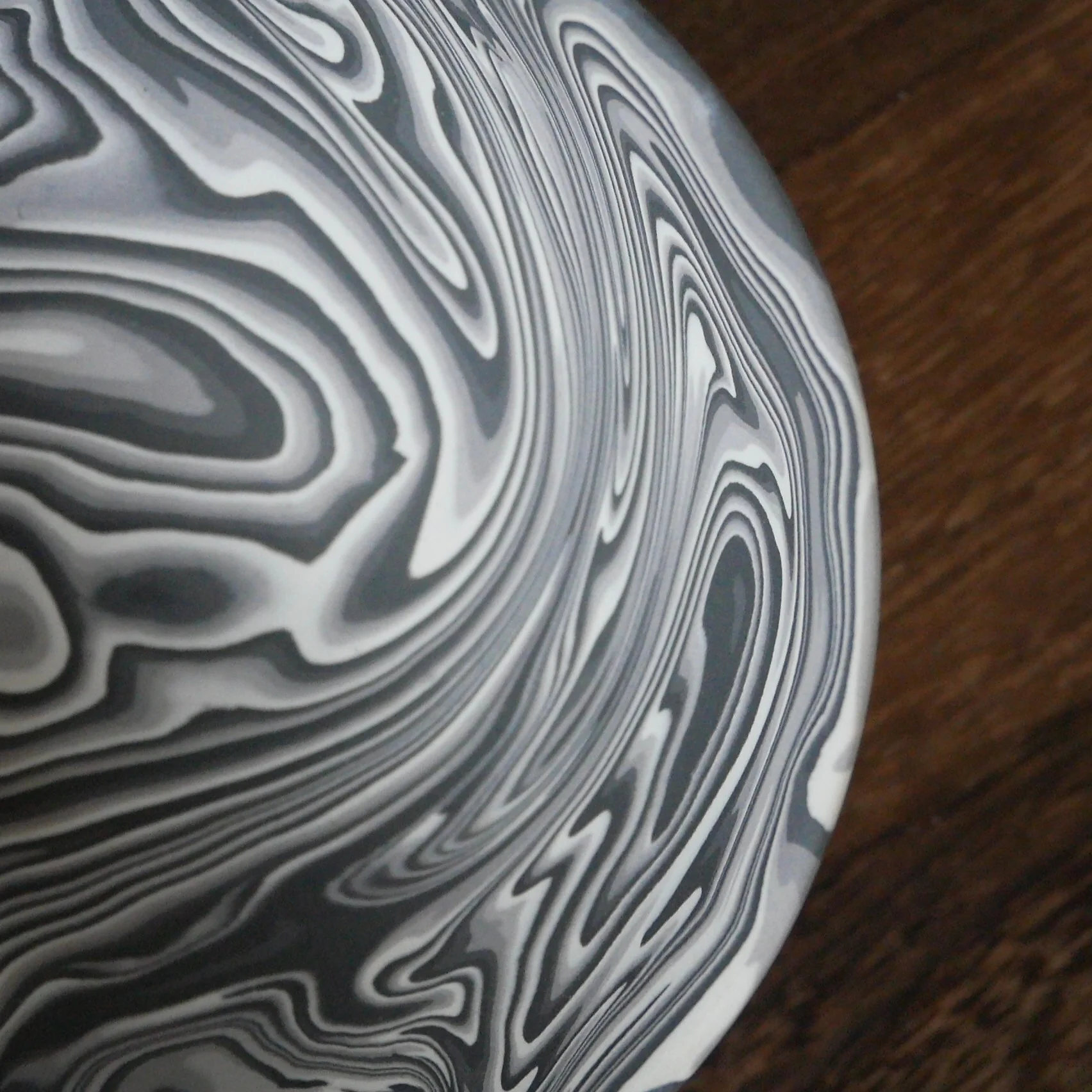 Shinro Yamamoto: Marble Porcelain Matcha Bowl (SOLD OUT) - Image 8