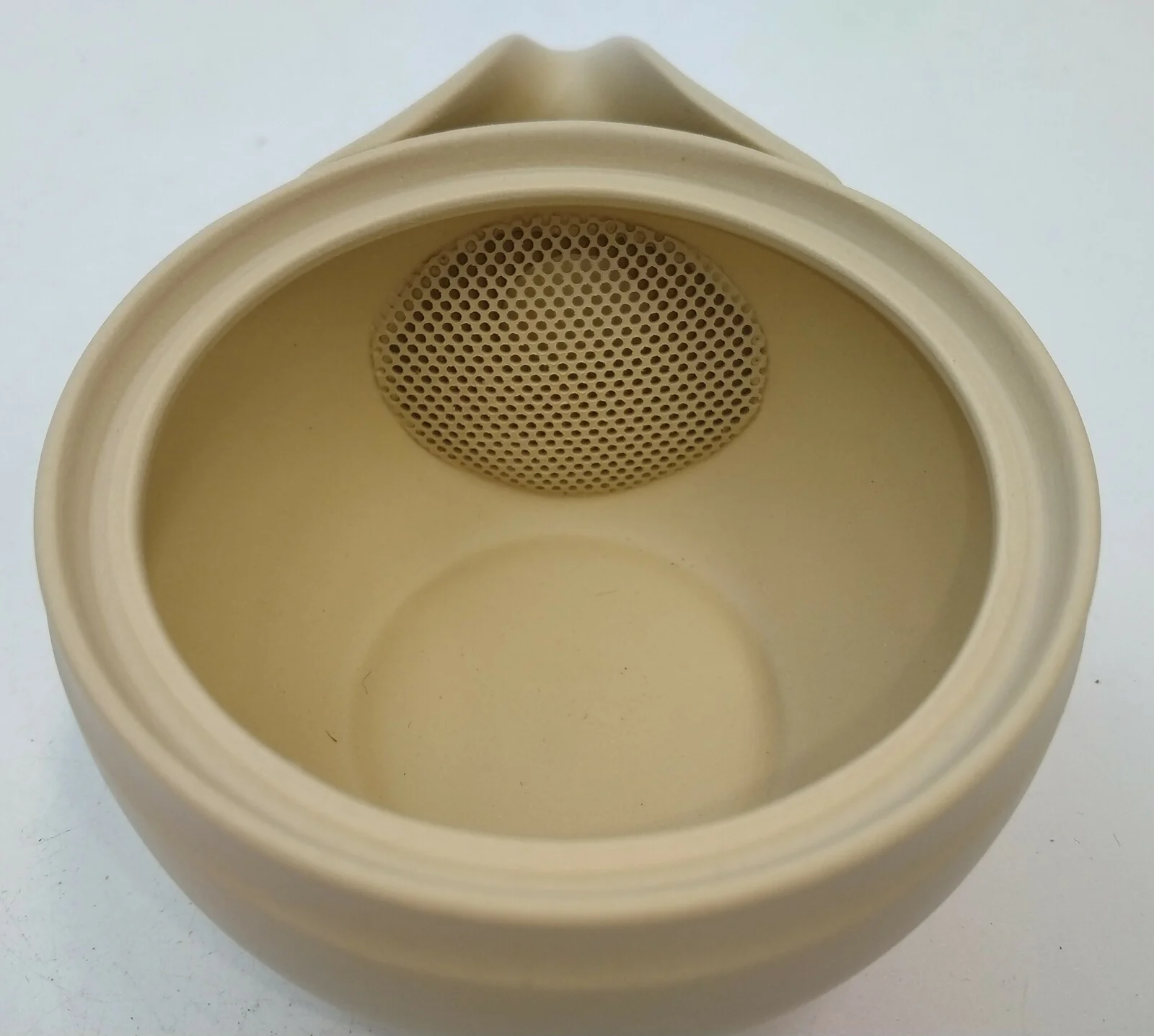 Takasuke Kiln (Y119) 高資陶苑: Tokoname Hohin Tea Pot, Sand Yellow, Ceramic Mesh Strainer 160 ml - Image 5