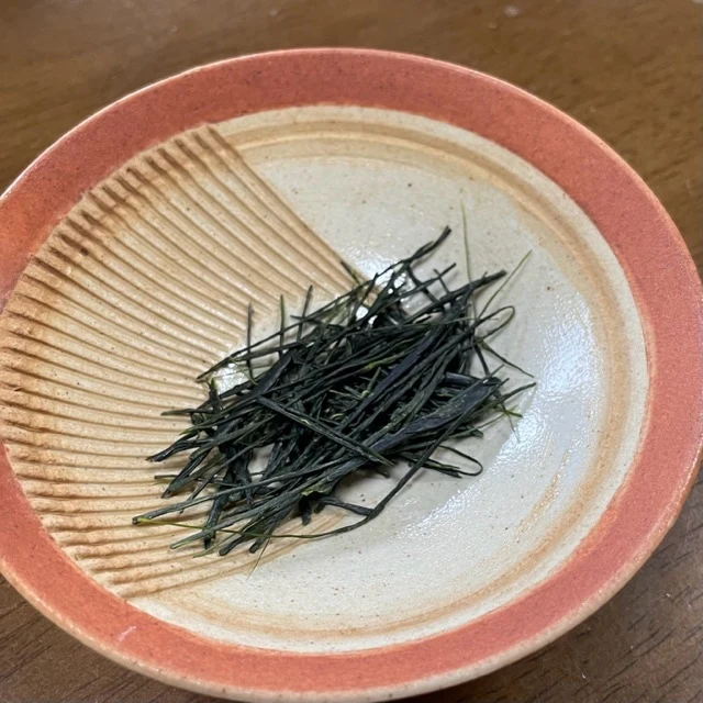 2026 [Limited quantity] #0559.S2 2026 Limited Edition Temomicha Shincha (Kirari 31 Single Cultivar) - Handrolled Tea by Award-Winning, 15th Generation Master, Okutomi Masahiro - Image 4