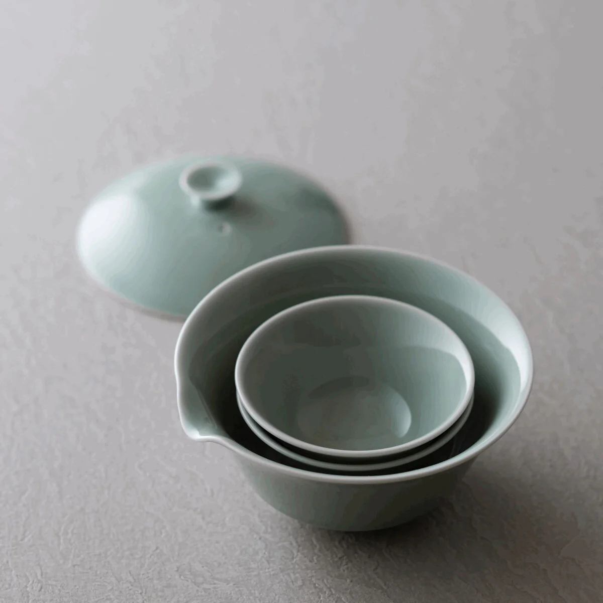 WDH - Hasamiyaki Porcelain Blue Houhin Tea Set (Pot + 2 Cups) - Image 3