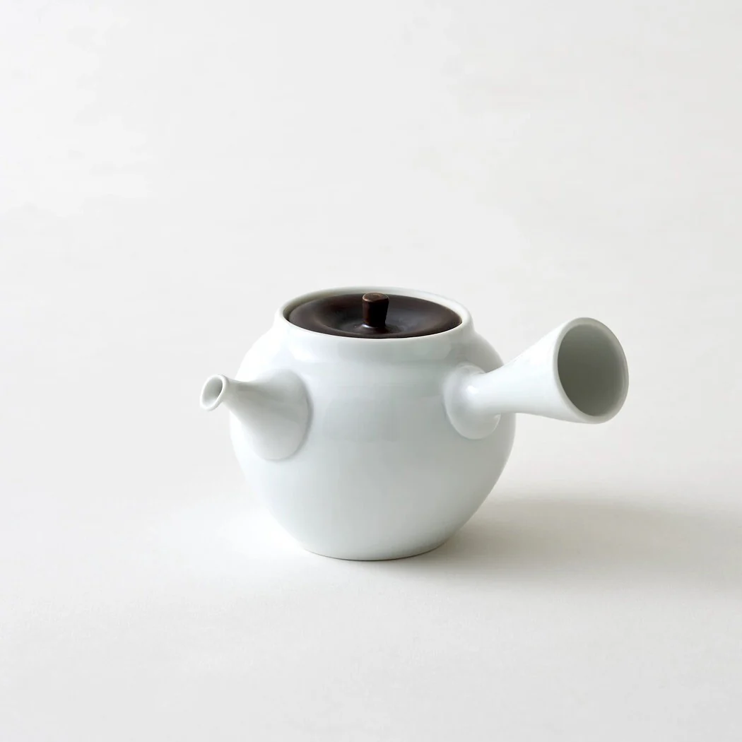 WDH - Hasamiyaki Porcelain White Kyusu Tea Set (Pot + 2 Cups) - Image 5
