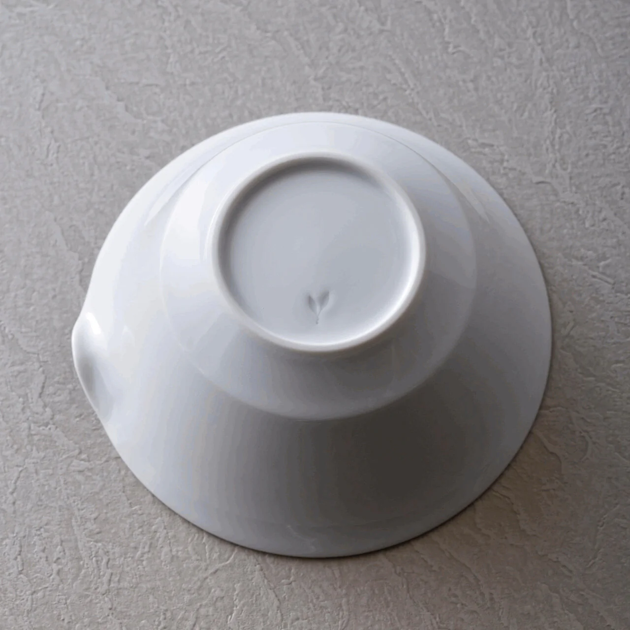 WDH - Hasamiyaki Porcelain White Houhin Tea Set (Pot + 2 Cups) - Image 4