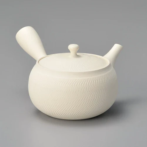 Yamaki ikai F252/F251x2: Set of Tokoname white Kyusu Tea Pot and 2 tea cups 常滑 陶仙ホワイト茶器揃 - Image 2