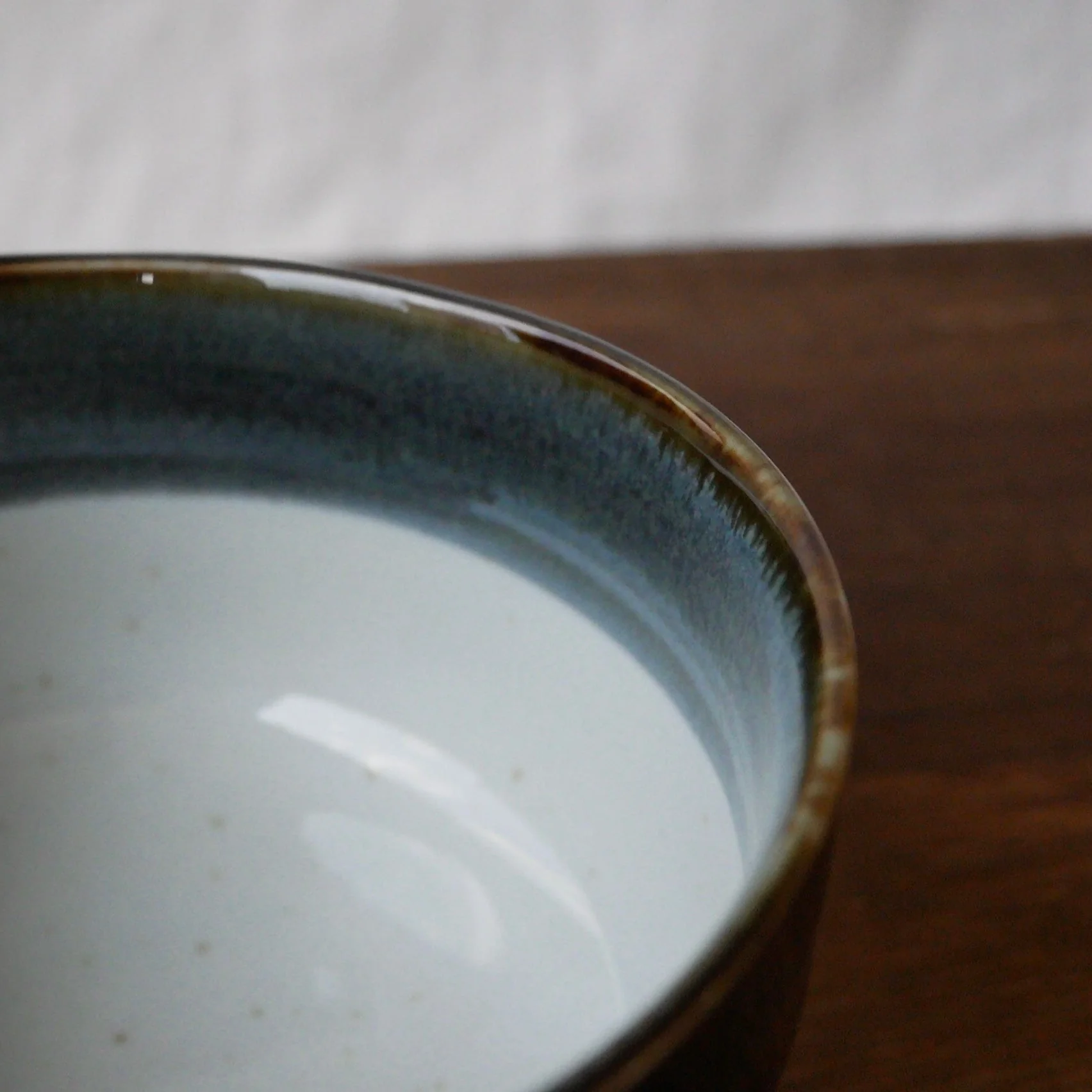 Yamaki Ikai : Karamine Kiln - Blue Yohen Matcha Tea Bowl (Small) 唐峰紺窯変抹茶碗 - Image 2