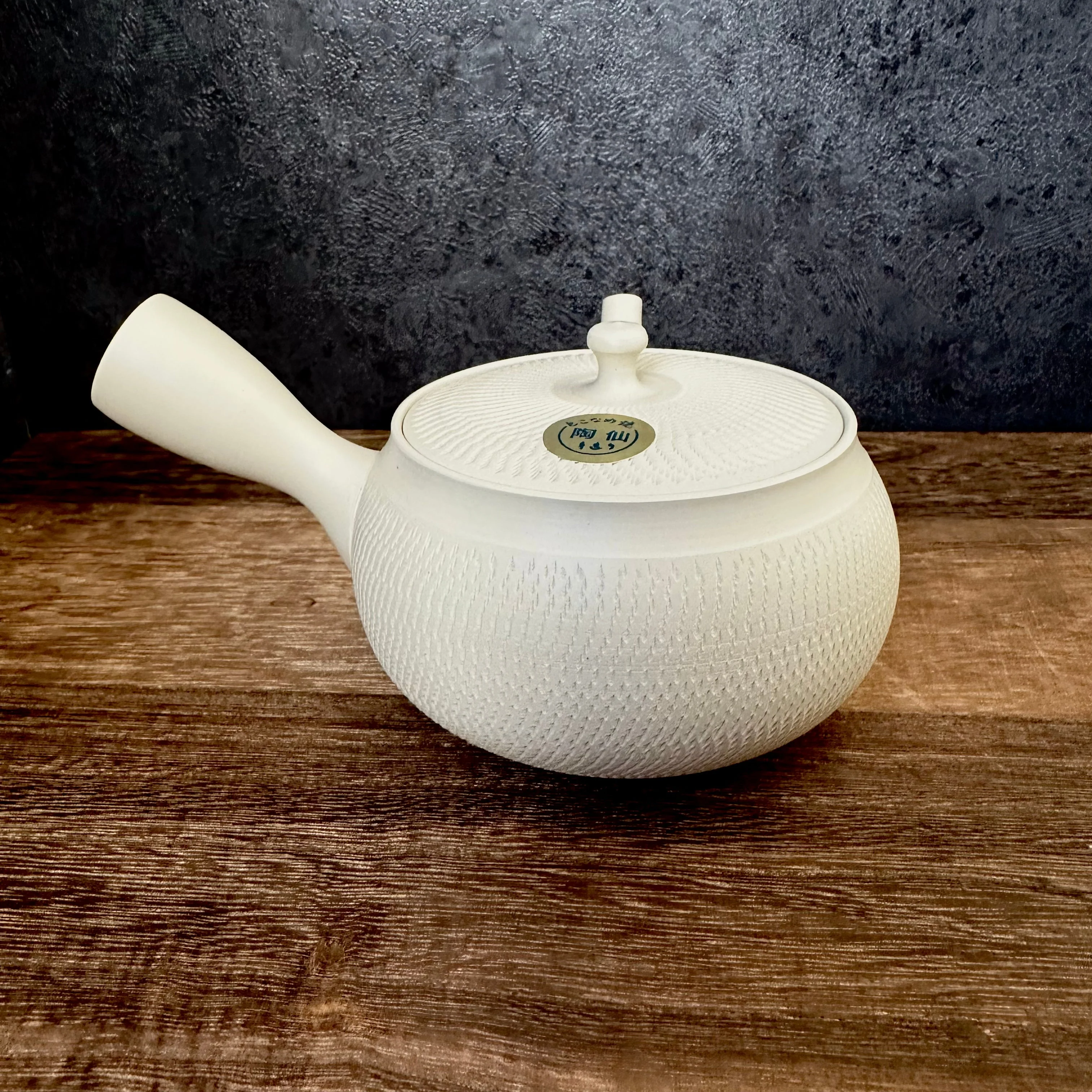 Yamaki ikai (Tousen): Tokoname White Kyusu Tea Pot 常滑 陶仙ホワイト急須 - Image 8