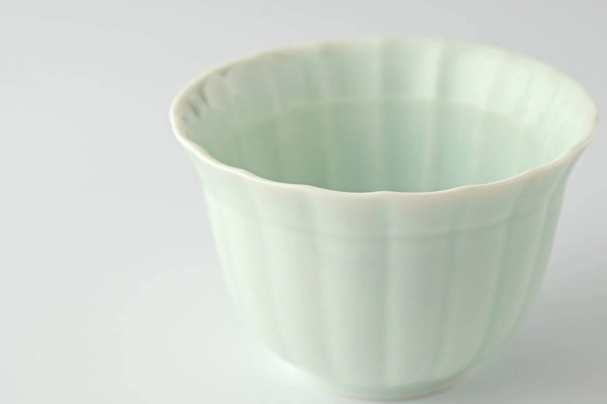 Yamani - Miyama Tableware: Sencha Tea Cup Suzune, Tea Green Color - Image 3
