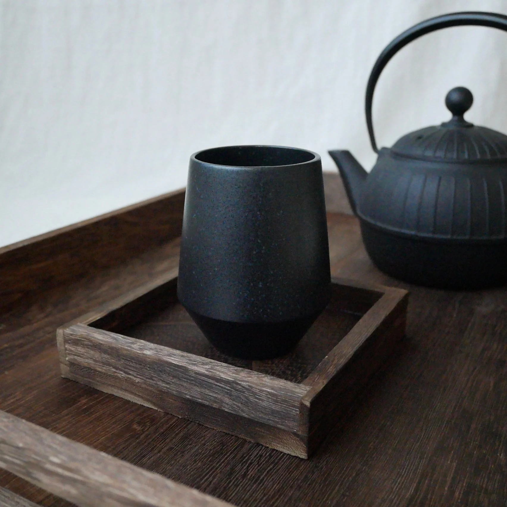 Yamatsu Kiln (Minoyaki, Gifu): Minimalist Frustum Yunomi Tea Cup, Black